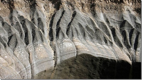 crater 2 crater 2