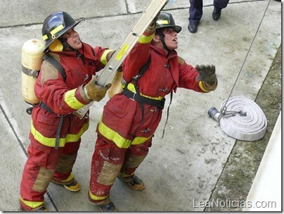 Entrenamiento Bomberos (2)