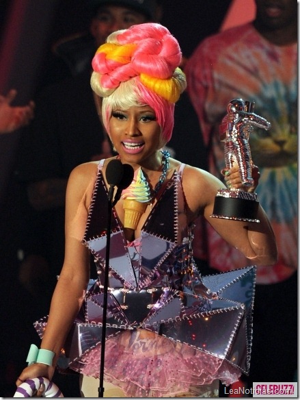 Nicki-Minaj-at-the-2011-MTV-Video-Music-Awards-435x580