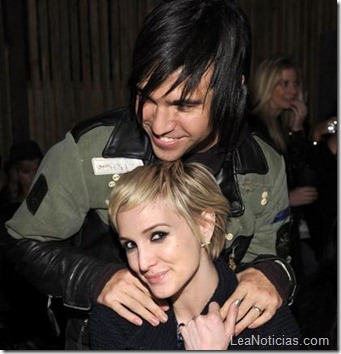 Pete-Wentz-and-Ashlee-Simpson-divorce-1