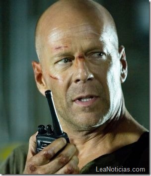 bruce-willis-300x350