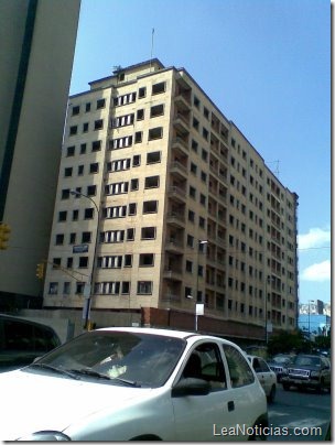 edificio-en-caracas