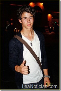 nick-jonas4