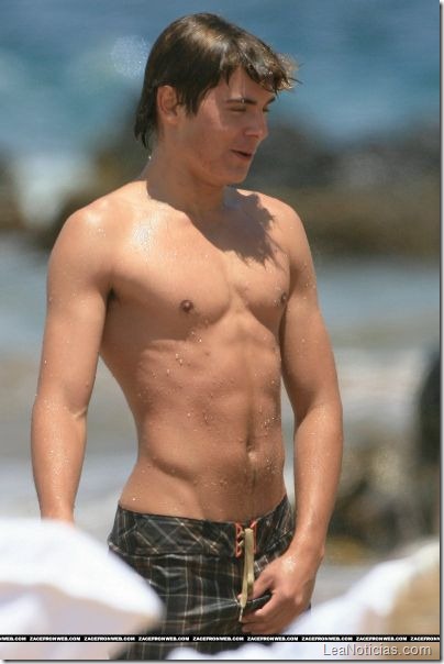 zac-efron-nude-for-equos