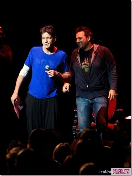 Charlie-Sheen-Chicago-5-435x580