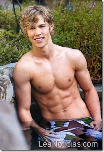 austin-butler-shirtless