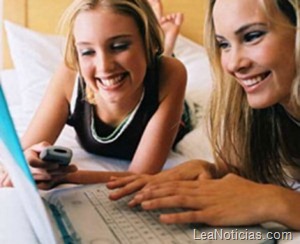 internet_jovenes-300x244