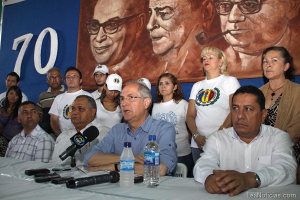 FOTO RUEDA DE PRENSA ANTONIO LEDEZMA SAN CRISTOBAL 300911