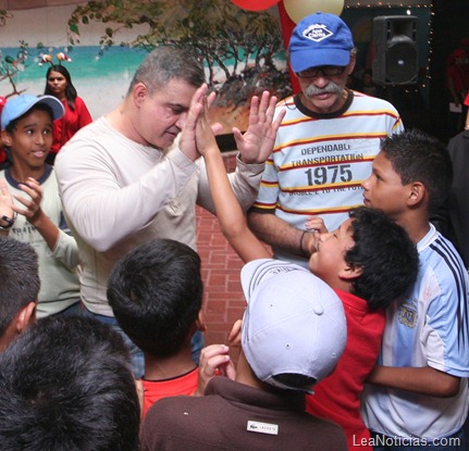 ACTIVIDAD CON FAMILIAS EN SITUACIÓN DE REFUGIO