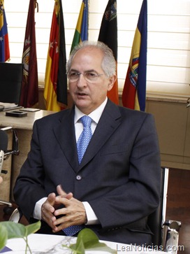 ANTONIO LEDEZMA 34