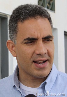 FOTO 7. Vaché Rodriguez,  director de infraestructura.