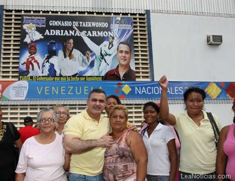 GIMNASIO ADRIANA CARMONA INAUGURACION  1