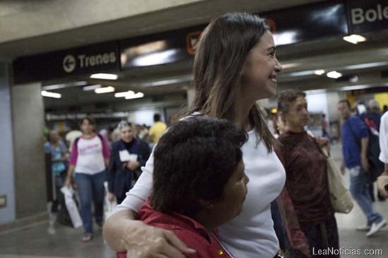 Maria Corina Machado campaña precandidata mesa de la unidad democratica