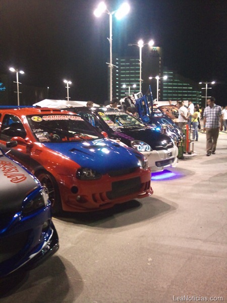 foto 4.- EXPOSHOW AUTOMOTRIZ 10 DIC 2011 (45)