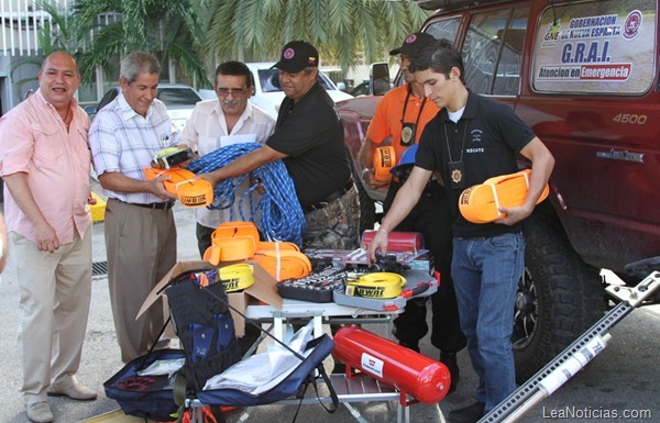 FOTO_1_ENTREGA_DE_RESPONSABILIDAD_SOCIAL_EQUIPO_DE_RESCATE_PC