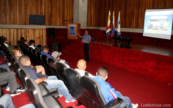 Primer taller de concienciacón en seguridad de la aviación a trabajadores del Aeropuerto de Maiquetía