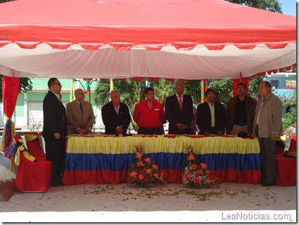 Alcade Dr. Juan de Dios Figueredo, Vice - Presidente y Concejales de la Alcadia de Aragua de Barcelona