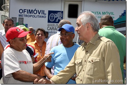 Alcalde Ledezma en Jornada de Atenci ¦n Integral en Santa Rosalia (4)