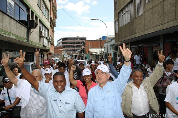 Alcalde-Ledezma-en-recorrido-por-Guarenas