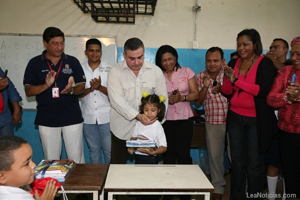 Ejecutivo-regional-profundiza-rehabilitación-del-Centro-de-Educación-Inicial-en-Chuparín