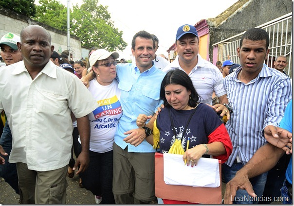 14VISITA CASA X CASA DE HCR EN PTO CUMAREBO EDO FALCON_GS