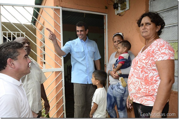 16VISITA CASA X CASA DE HCR EN PTO CUMAREBO EDO FALCON_GS