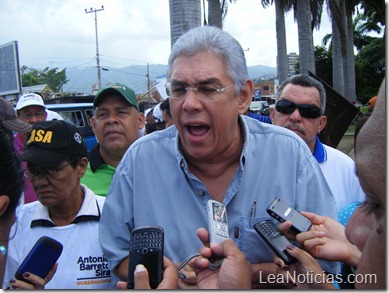 Barreto Sira rechaza violencia contra Capriles