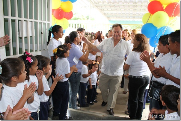 CON LOS NIÑOS EN EL CEI LA LAGUNITA