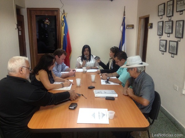 Concejales de Lechería presentaron balance de gestión 2011.