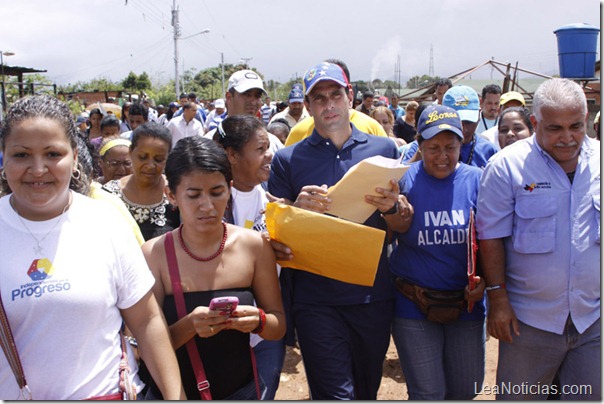 capriles-radonski-charallave-1