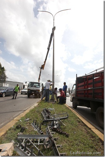 instalacion-poste-maturin-2