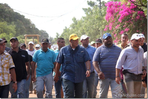 GOBERNADOR CAMINA BARRIO LESLAY EN ANTONIO BORJAS ROMERO