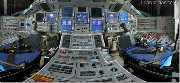 Fotos_del_interior_del_Transbordador_Espacial_Discovery_en_alta_resoluci_n