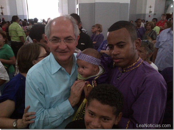 LEDEZSMA CON NIÑO