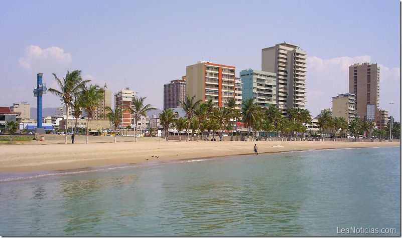 Puerto-La-Cruz-desde-el-mar