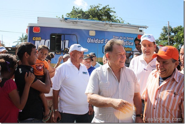 RECORRIENDO EL TREN DE LA SALUD EN PEDRO LUIS BRICEÑO