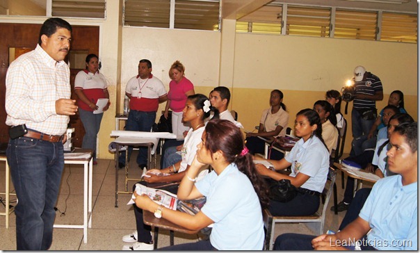 Taller-Geo-Turístico-en-E.T.C.-Modesto-Silva-082