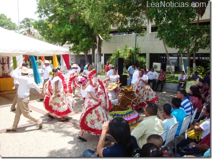 Actos culturales engalanaron Feria Internacional del Libro