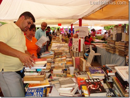 Anzoatiguenses pudieron disfrutar de centenares de libros