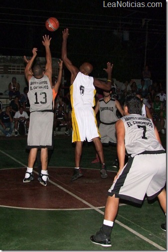 Inicio Torneo Basket Montañeros 26-04 (14)
