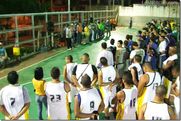 Inicio Torneo Basket Montañeros 26-04 (7)
