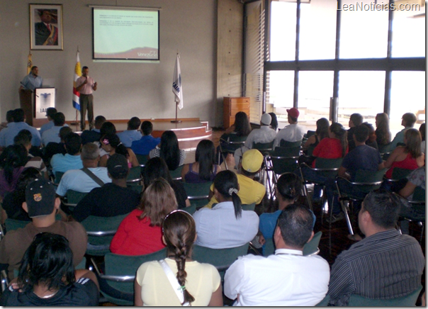 Concesionarios del Aeropuerto de Maiquetía reciben taller de Atención al Cliente