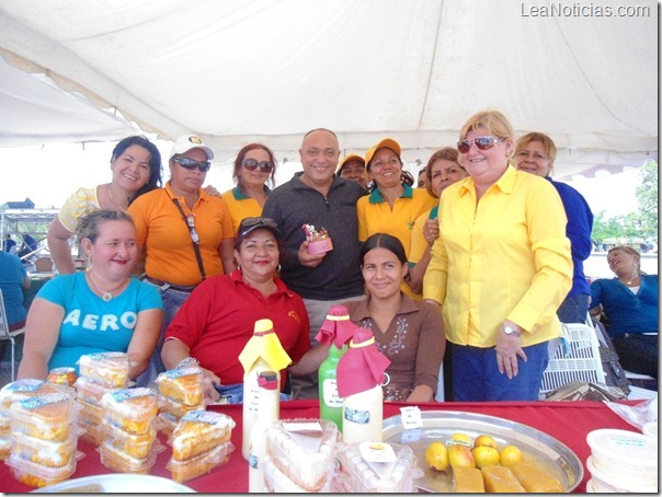 Director de Cultura compartó las bondades del mango y el merey