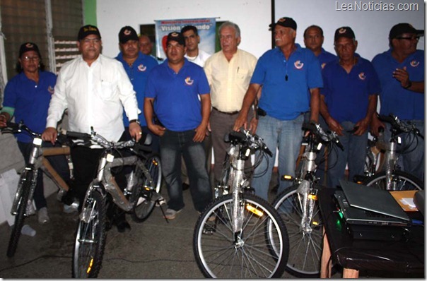 FOTO 3- Nuevas bicicletas fueron donadas a estos servidores