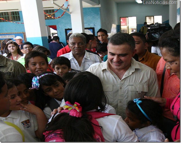 MEJORAS EN ESCUELAS