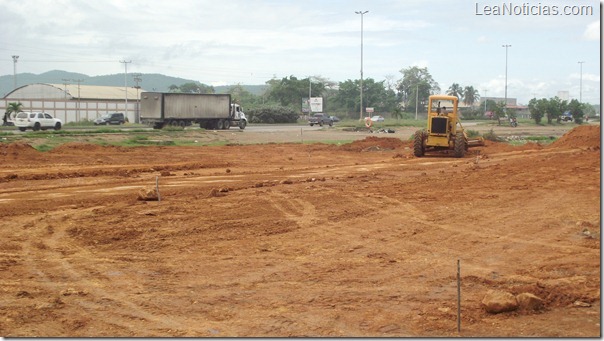 Obra en La Ponderosa municipio Simón Bolívar