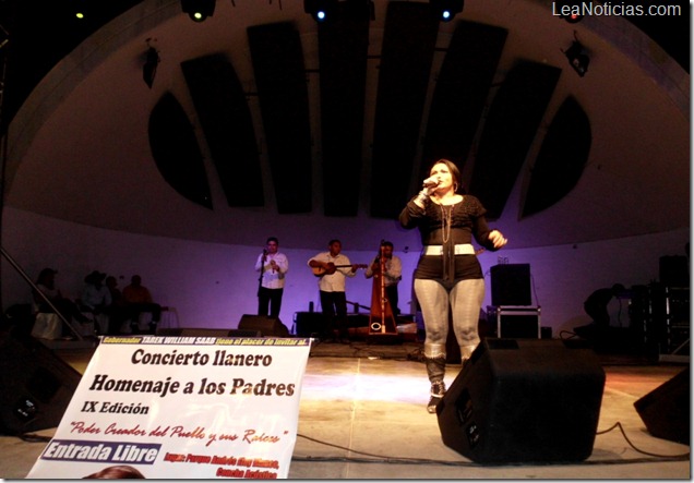 cantante Luisa Córdova dedicó su canto a los padres en concierto llanero