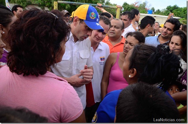 capriles_casa_por_casa_margarita (18)