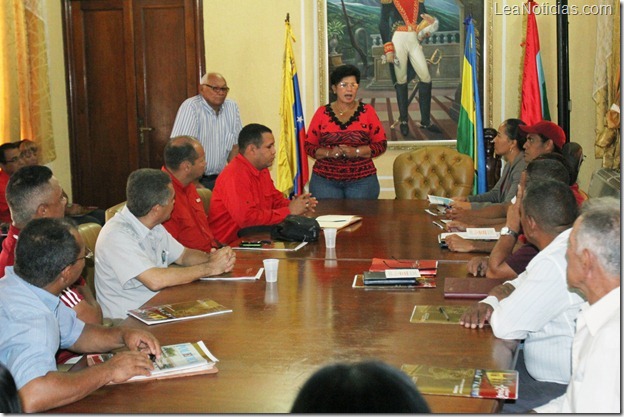 Alcaldesa Inés Sifontes-Reunión CLPP