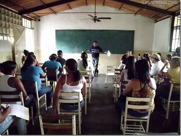 Felipe Silvera, vocero de la comuna Nueva Etica Socialista expuso objetivos de proyectos a las comunas